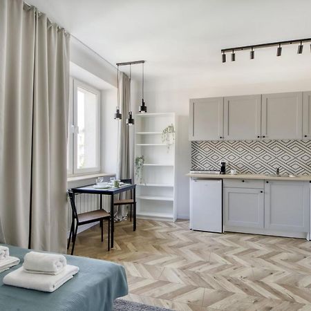 King Apart Zytnia 46/A Apartman Varsó Kültér fotó