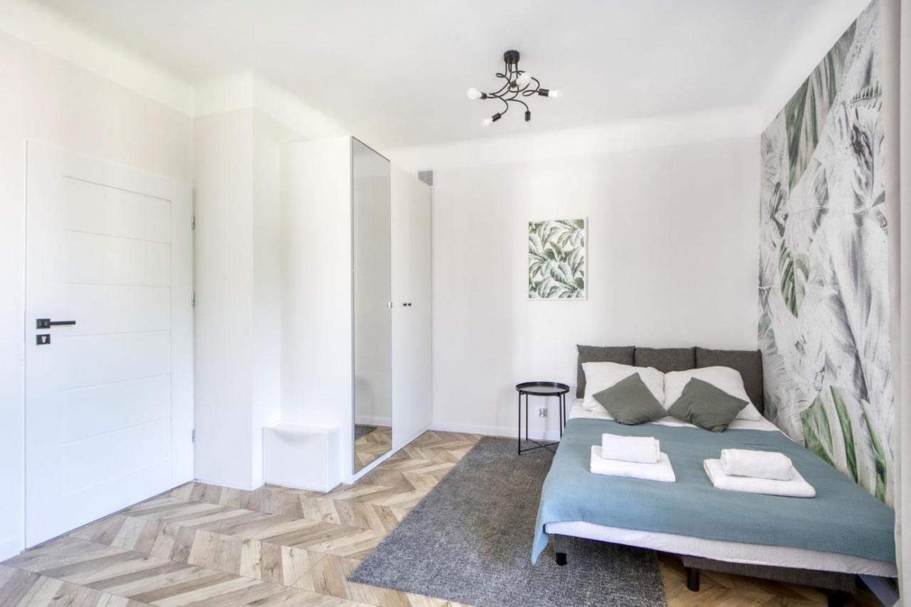 King Apart Zytnia 46/A Apartman Varsó Kültér fotó